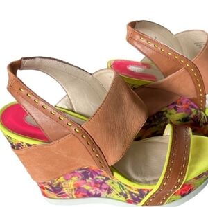 Joan & David Neon & Leather Wedges Sz 7M